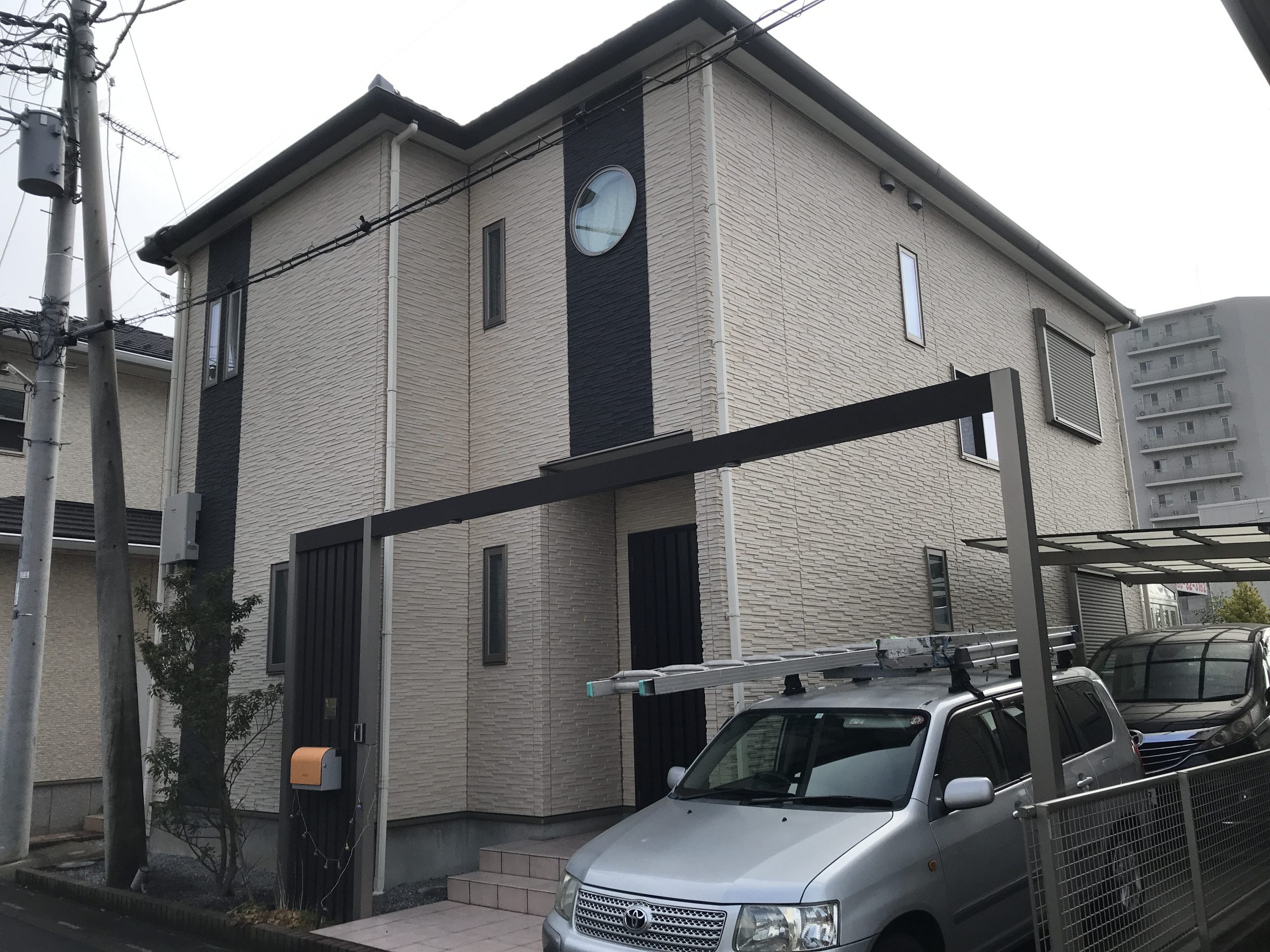 白岡市アステックの無機クリア塗料で外壁塗装を行ったH様邸全景施工前